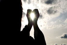 亚博体育官网：一见·从冬奥到亚冬，感受“冰雪热”的发展力人民日报客户端.